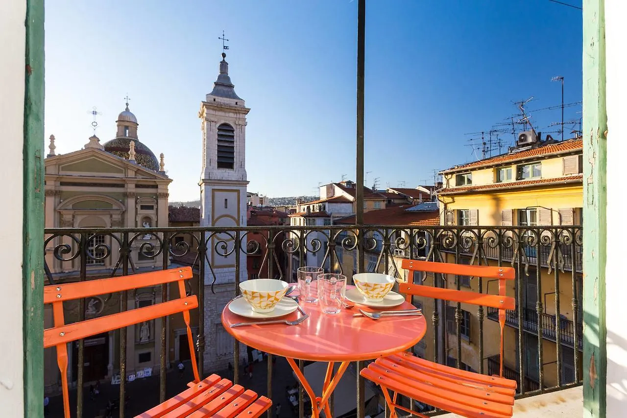 Ross 5- F2, Lumineux, Balcon, Loft, Clim, Vieux-Nice Apartment