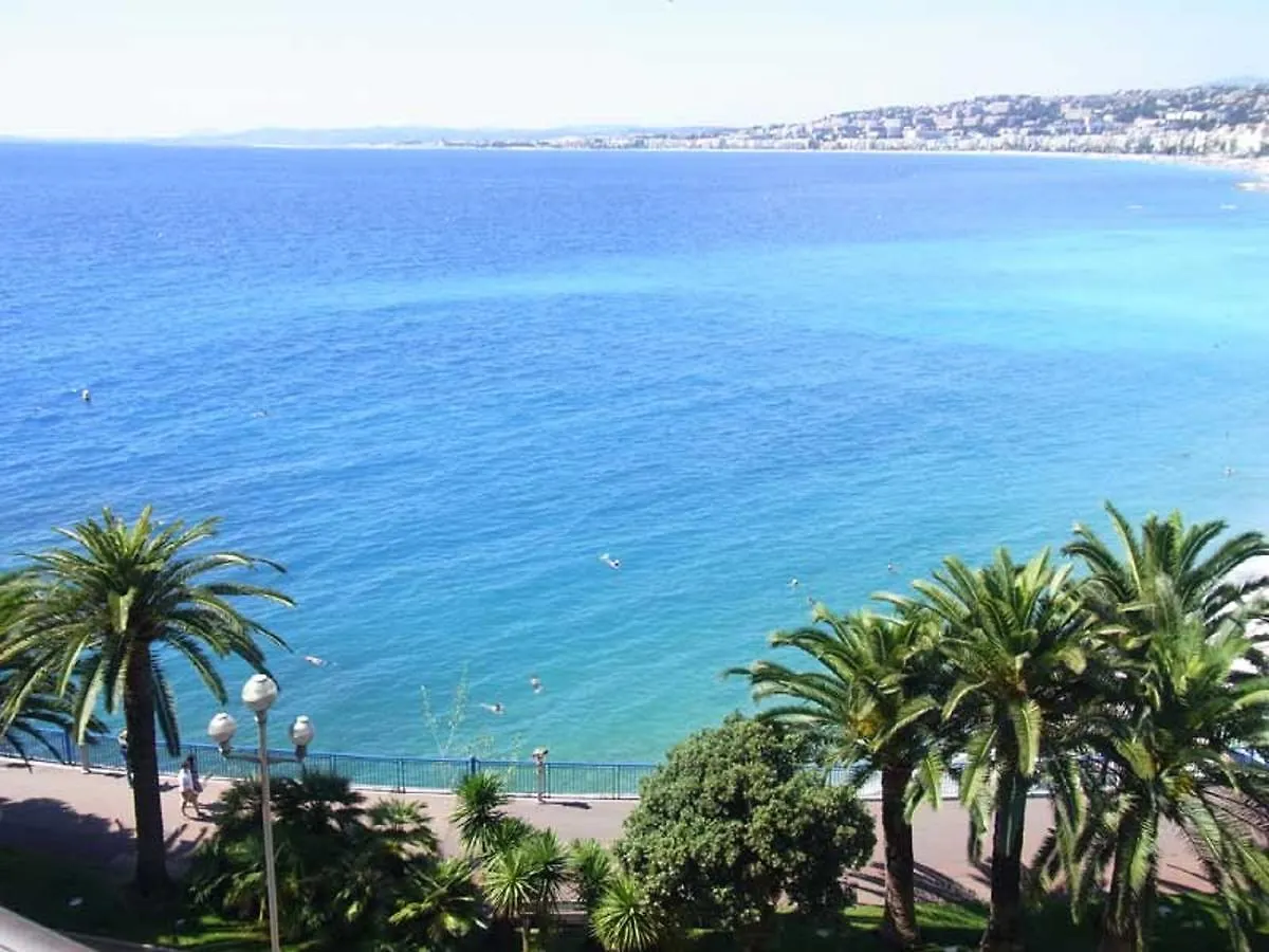 Ross 5- F2, Lumineux, Balcon, Loft, Clim, Vieux-Nice Nice