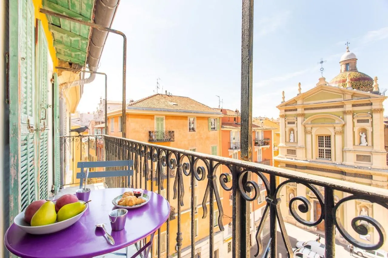 Ross 5- F2, Lumineux, Balcon, Loft, Clim, Vieux-Nice Nice