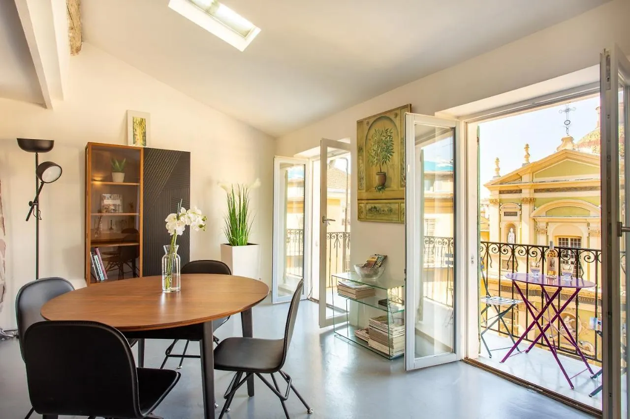 Ross 5- F2, Lumineux, Balcon, Loft, Clim, Vieux-Nice 0*, Nice France
